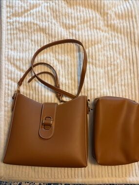 Classic Brown Women's Crossbody Bag with Pouch